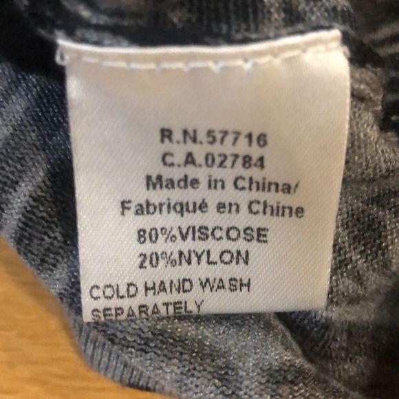 Papillon Black and white dress Size medium - Picture 8 of 8